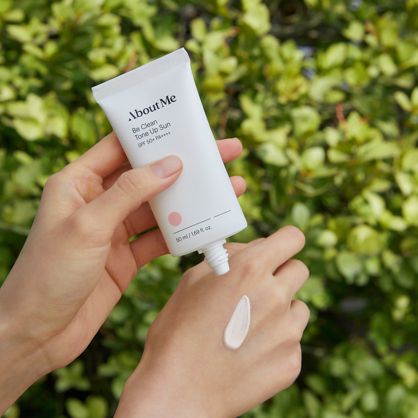 ABOUT ME أباوت مي كريم واقي شمسي مُشرق SPF50+ PA++++، 50 مل – صورة 6