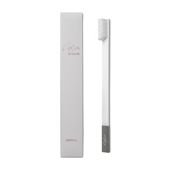 WHITE/SILVER MEDIUM TOOTHBRUSH