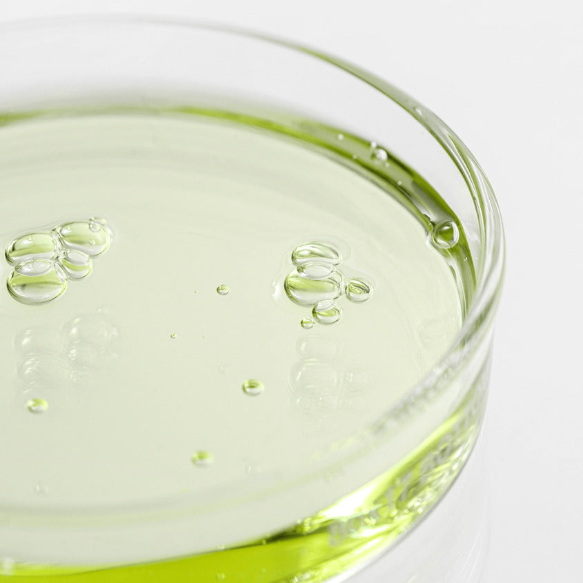Calming Serum : Green tea + Panthenol