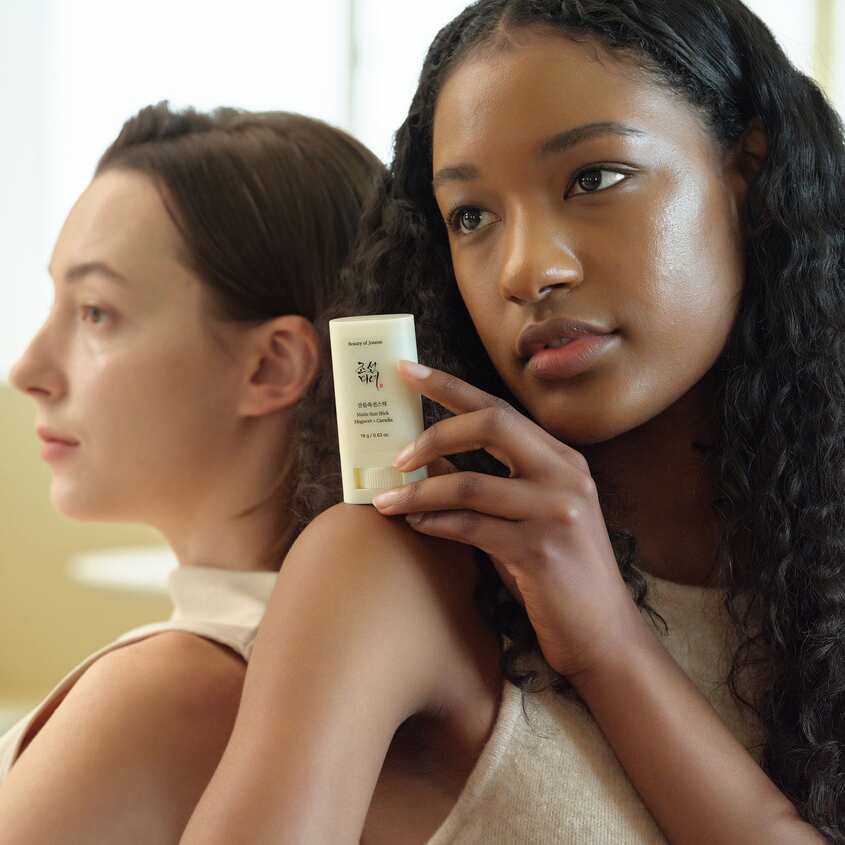 Matte Sun Stick : Mugwort + Camelia SPF 50+ PA++++