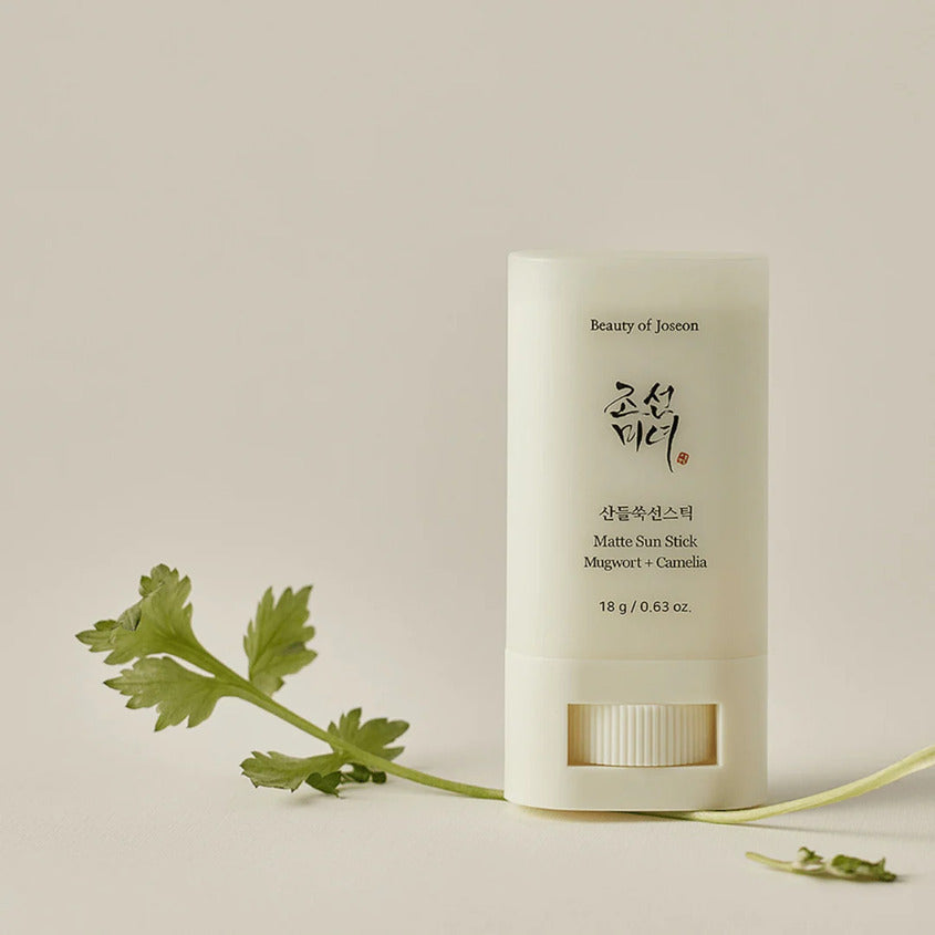 Matte Sun Stick : Mugwort + Camelia SPF 50+ PA++++