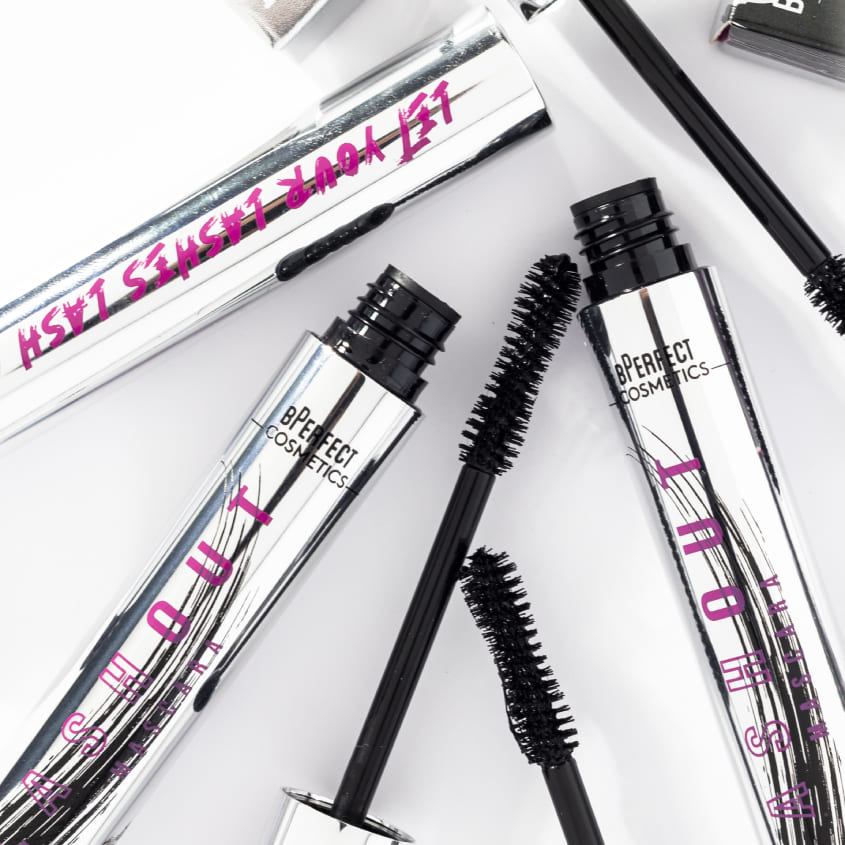 Lash Out Mascara