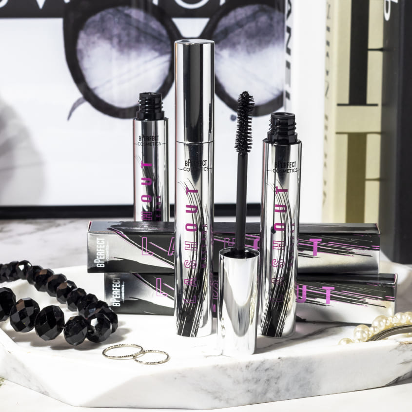 Lash Out Mascara