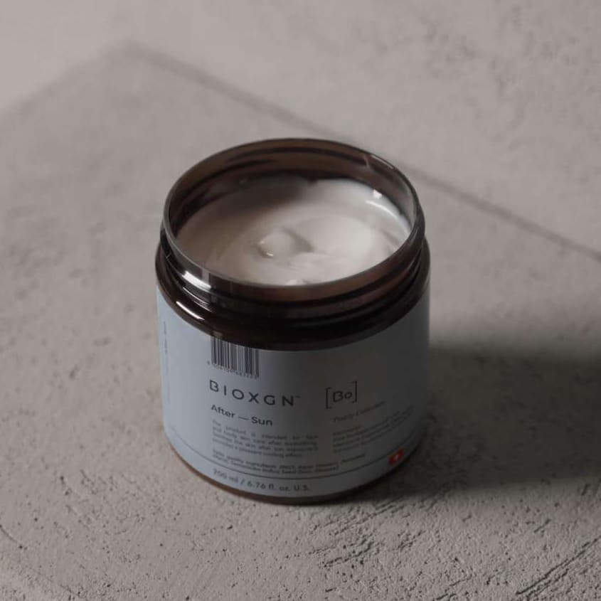 Pearly After Sun For Women and Men