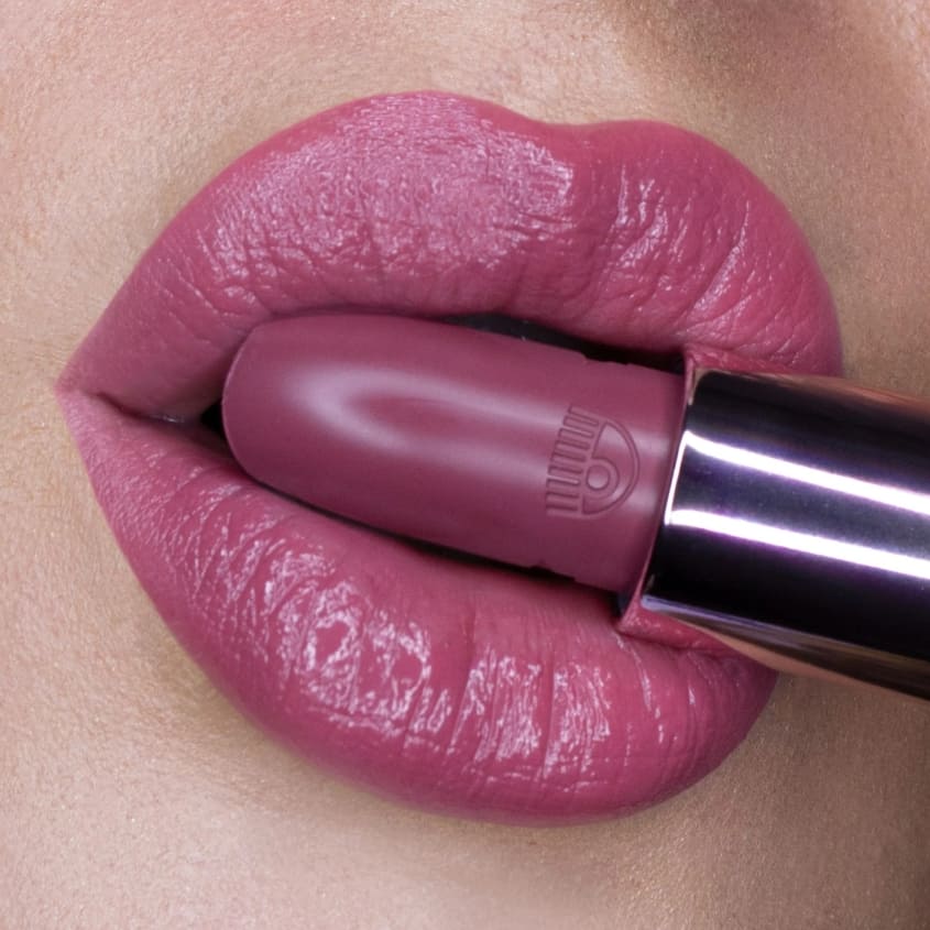 CHIARA FERRAGNI Kiss Fiercely Lipstick