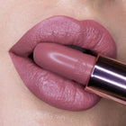 CHIARA FERRAGNI Kiss Essential Lip Kit 05