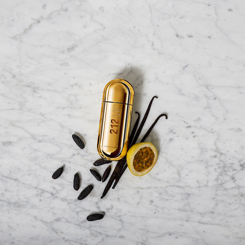 CAROLINA HERRERA 212 VIP EDP 50ML SPRAY – صورة 5