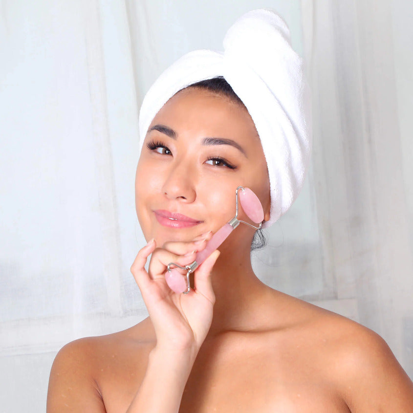 Daily Rose Quartz Facial Roller