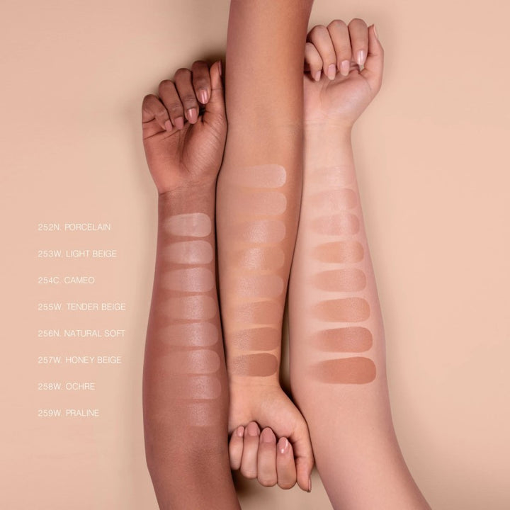 Nudissimo Glow Natural Radiance Foundation