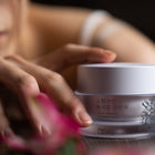 Overnight Moisturizing Face Cream-Mask with Peach Blossom
