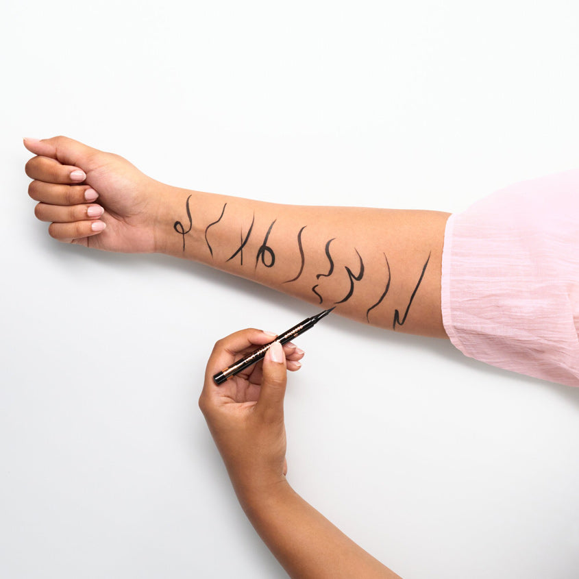 Extra Long-Lasting Eyeliner Pen