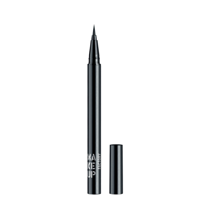 Calligraphic Eye Liner