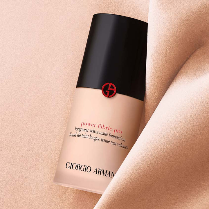 POWER FABRIC FOUNDATION R25 5 , 30 ML