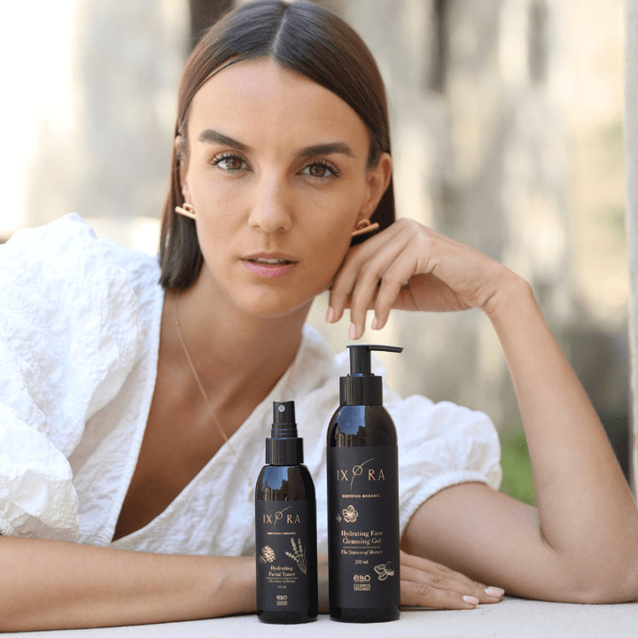 Cleansing gels HYDRATING FACE CLEANSING GEL 250ML
