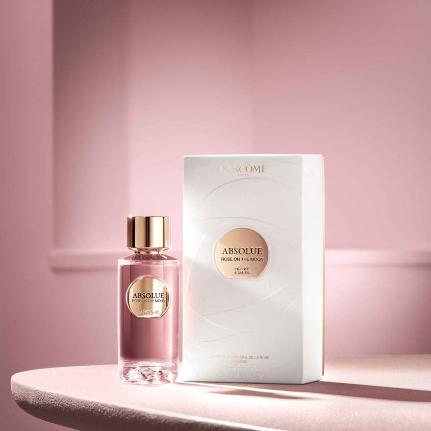 Absolue Les Parfums Rose on the Moon