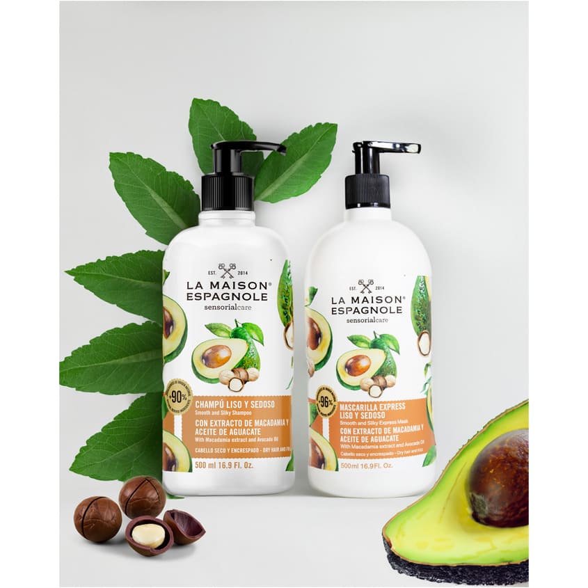 Smoothing Shampoo for Curly Hair