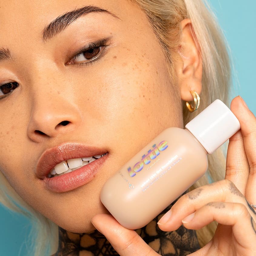 LOTTIE LONDON VELVET SKIN TINT FOUNDATION LIGHT MEDIUM Y020 50ML – photo 6