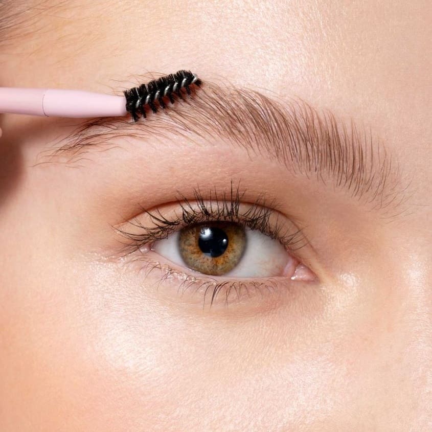 LOTTIE LONDON MEGA BROW WAX & BRUSH SET CLEAR 3,4 G – توصيل مجاني