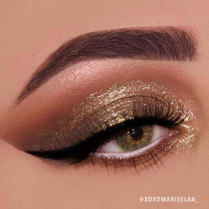 Diamond Daze Liquid Shadow