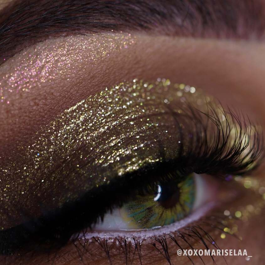 Diamond Daze Liquid Shadow