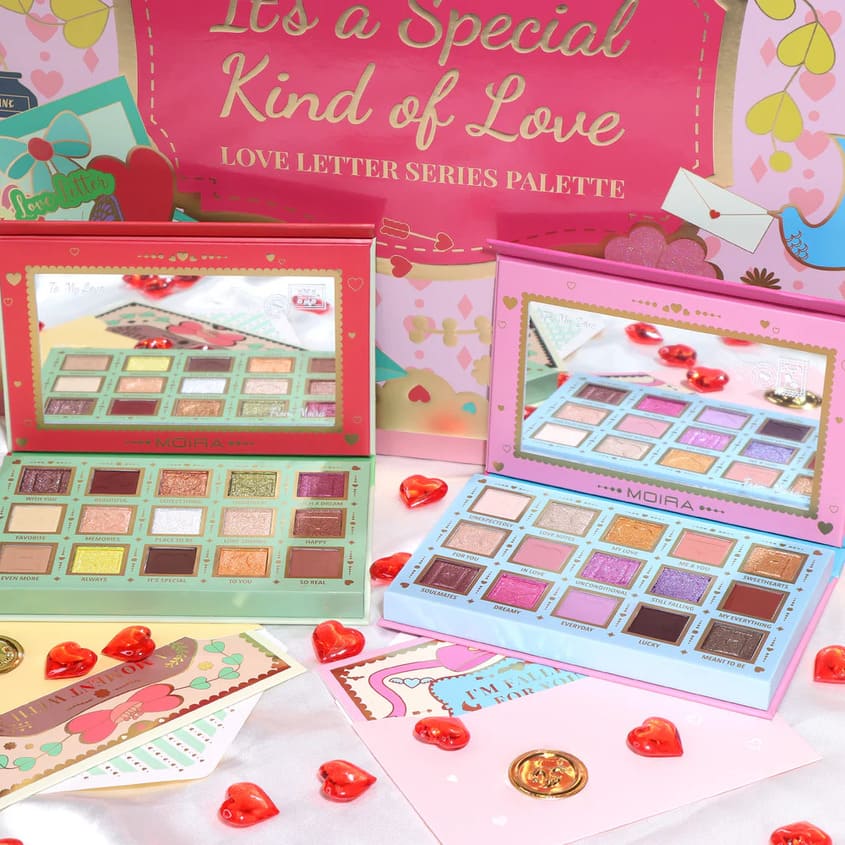 A Moment With You Eyeshadow Palette