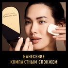 MAX FACTOR POWDER FOUNDATION 005