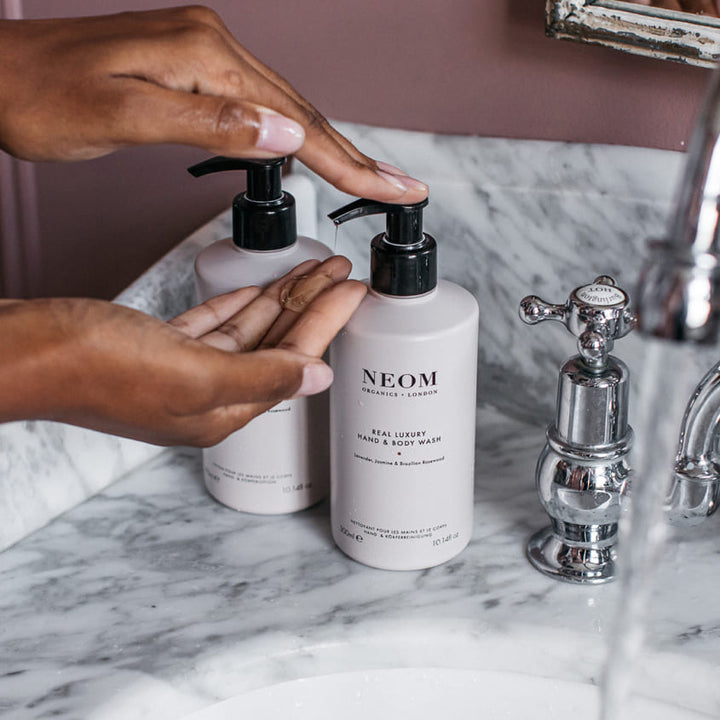 HAND AND BODY WASH REAL LUXURY 300ML