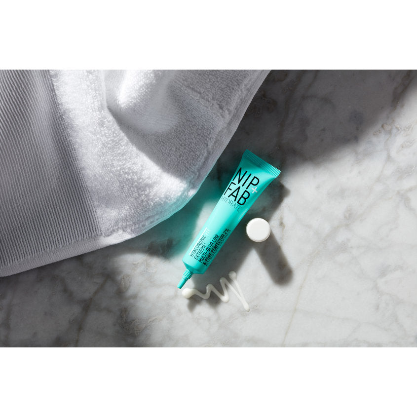Hyaluronic Fix Extreme4 Multi-Blur Line And Pore Perfector