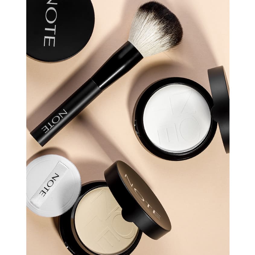 NOTE COSMETIQUE BANANA SETTING POWDER BLUE LIGHT PROTECTION – شراء أونلاين