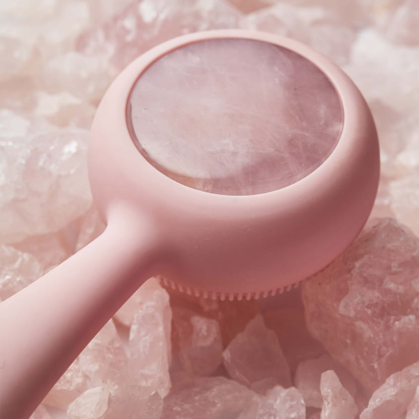 Clean Pro Blush With Rose Quartz