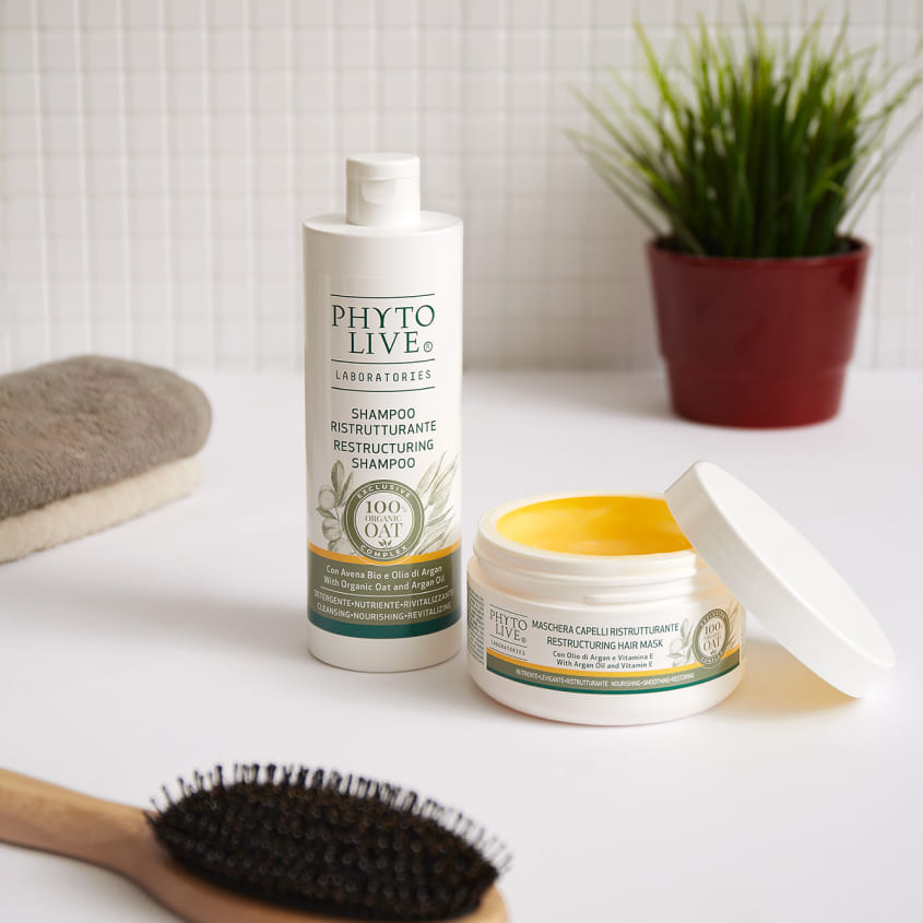 Restorative Mask for Dry and Damaged Hair with Argan Oil and Vitamin E
