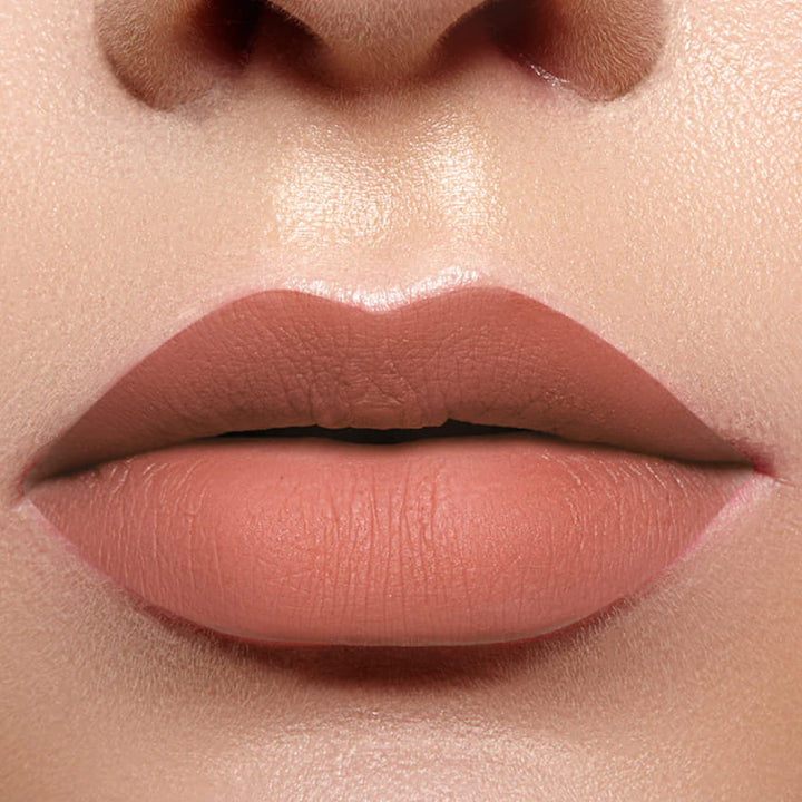 CHARACTER Read My Lips Matte
