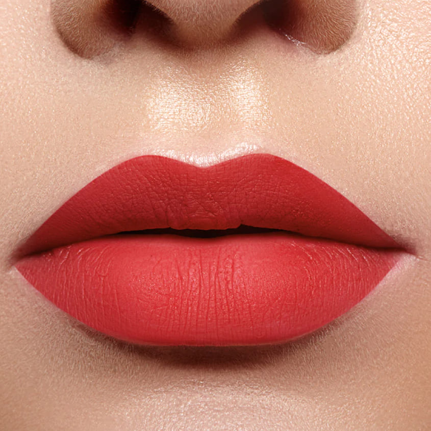 CHARACTER Read My Lips Matte