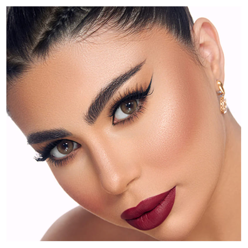 CHARACTER Fabulous Liquid Eyeliner