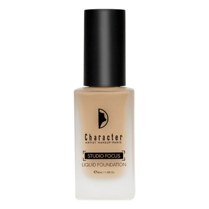 CHARACTER Studio Focus Liquid Foundation