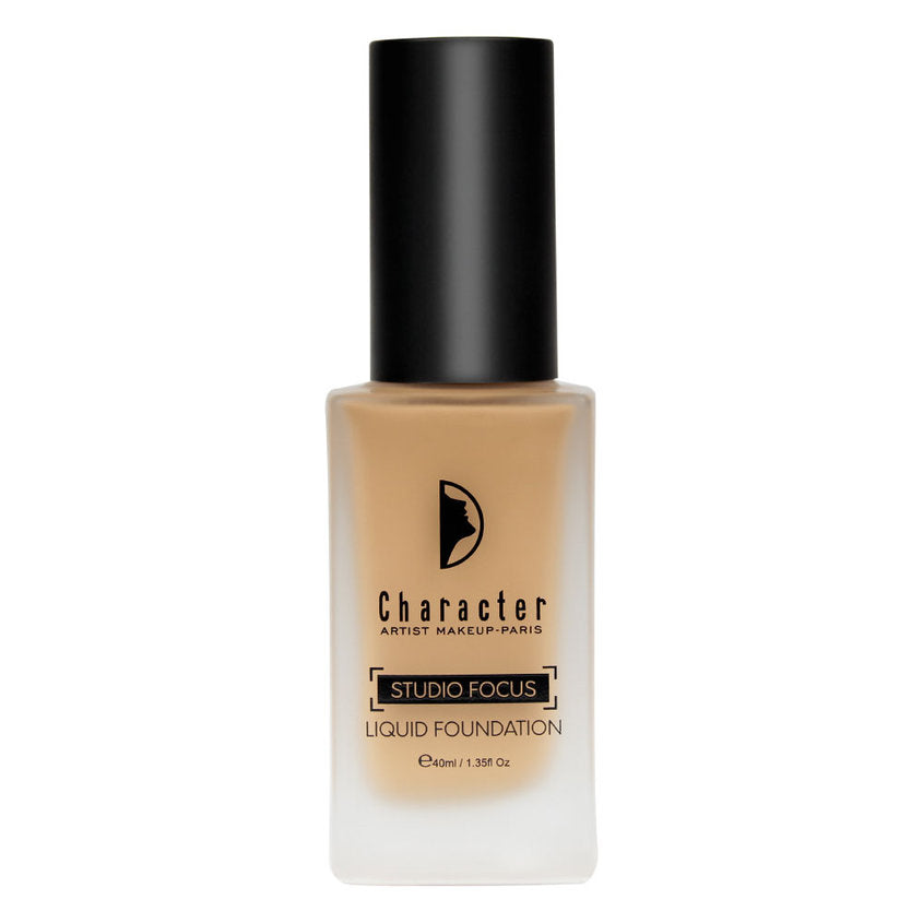 CHARACTER Studio Focus Liquid Foundation