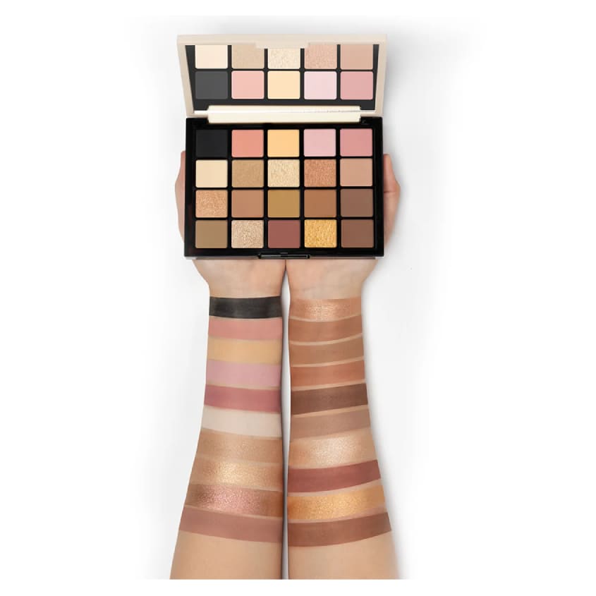 CHARACTER Shadow Gallery 20 Color Eyeshadow Palette
