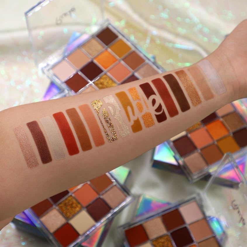 Be Square Pressed Pigments & Shadows Nerdy