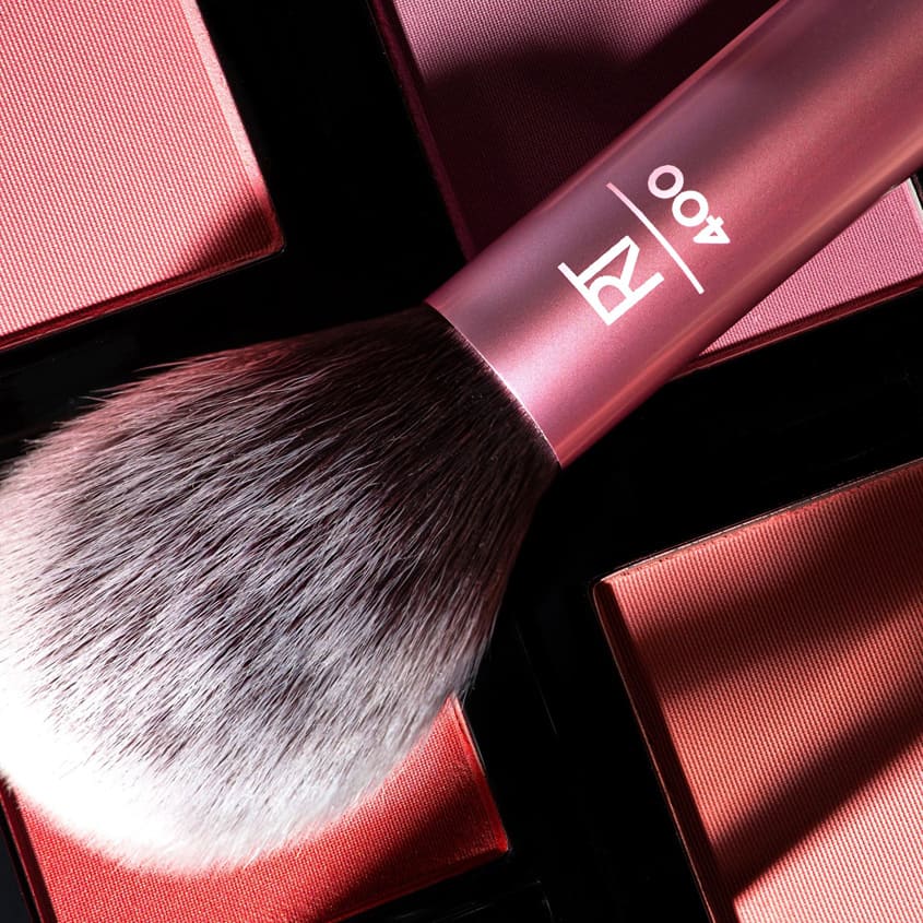 REAL TECHNIQUES BLUSH BRUSH – free delivery