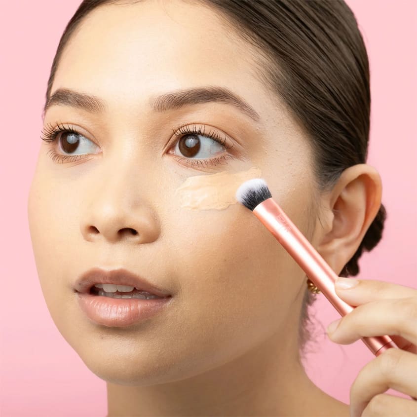 REAL TECHNIQUES RT EXPERT CONCEALER BRUSH – متجر إلكتروني