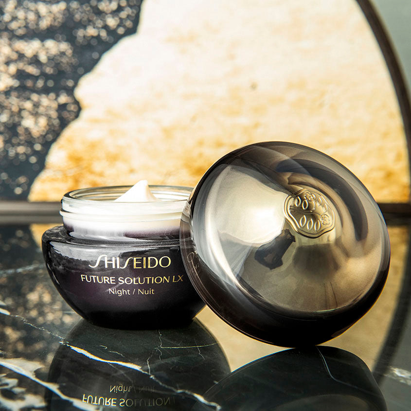 Future Solution LX Total Regenerating Night Cream