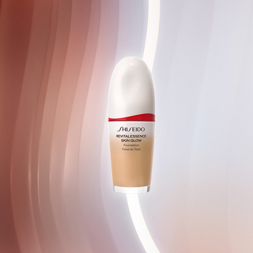 REVITALESSENCE SKIN GLOW FOUNDATION SPF30, 210 Birch, 30 ml