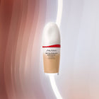 Revitalessence Skin Glow Foundation SPF 30