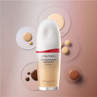 Revitalessence Skin Glow Foundation SPF 30