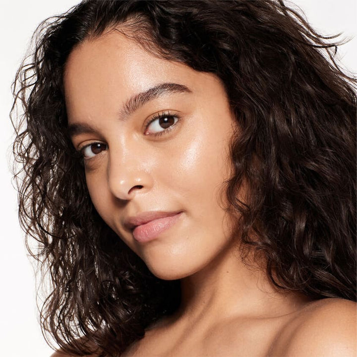 Revitalessence Skin Glow Foundation SPF 30
