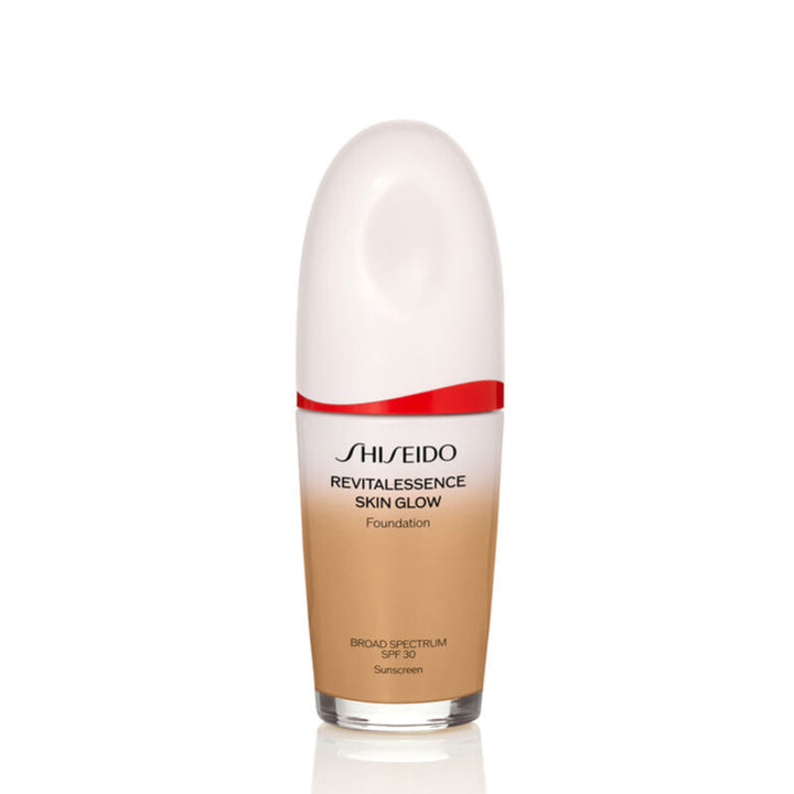 Revitalessence Skin Glow Foundation SPF 30