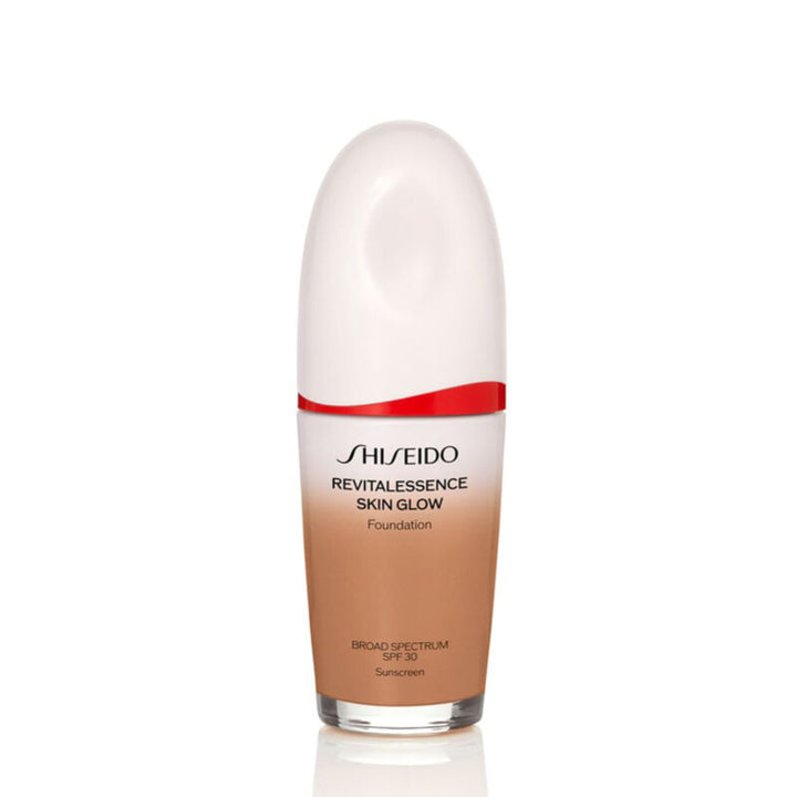 Revitalessence Skin Glow Foundation SPF 30