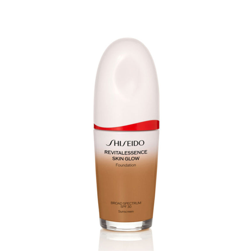 Revitalessence Skin Glow Foundation SPF 30