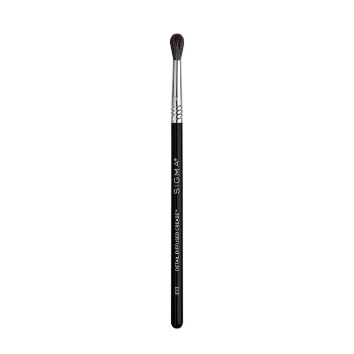 E33 Detail Diffused Crease Brush