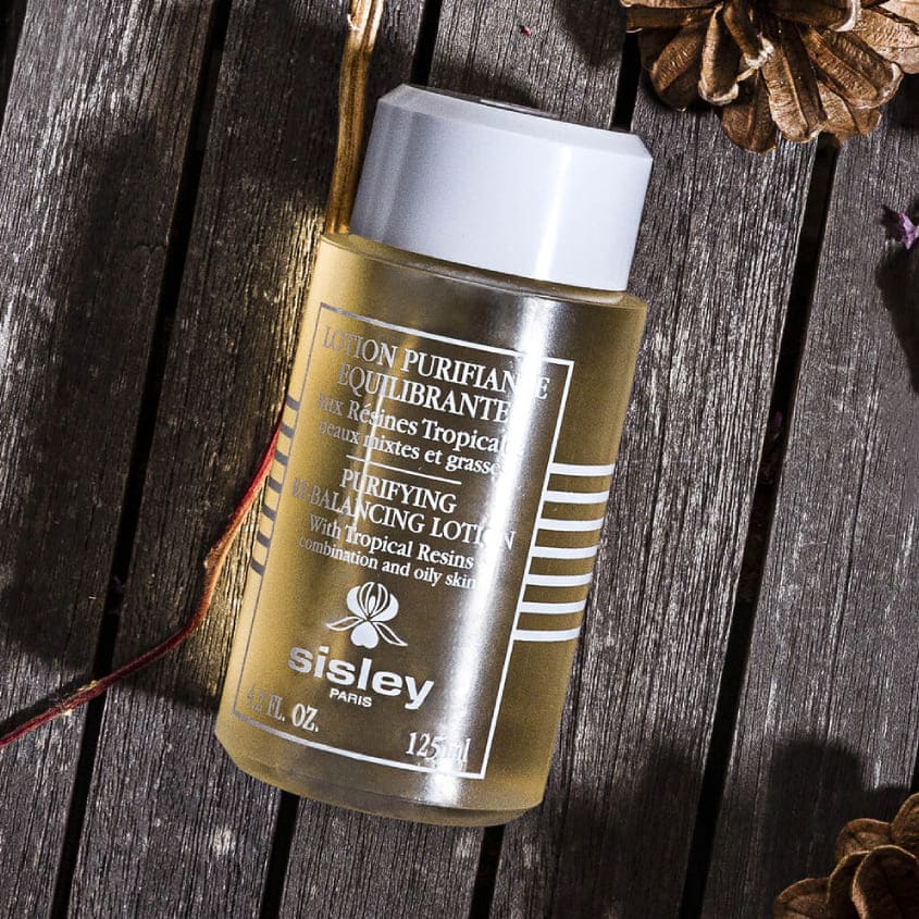 Purifying Re-Balancing Lotion With Tropical Resins